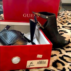 Guess high heels 👠